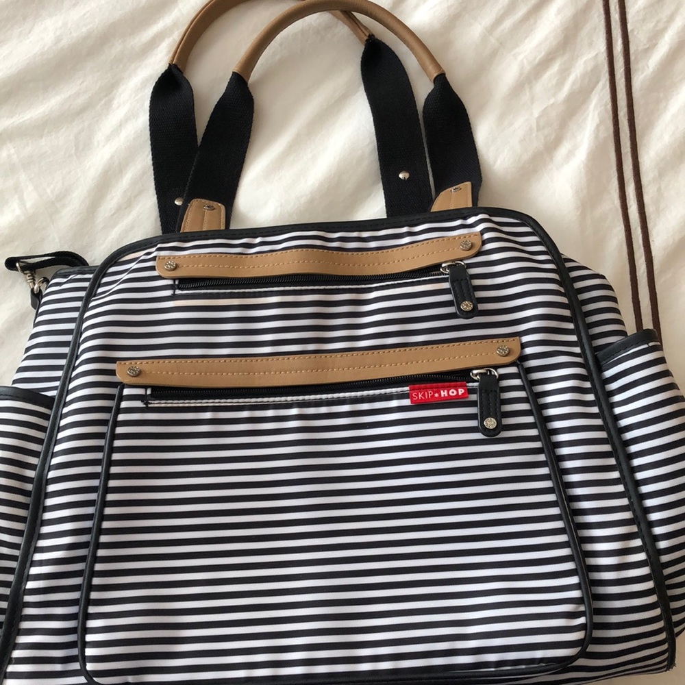Skip hop diaper bag